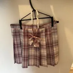 ピンク　制服　スカート　リボン