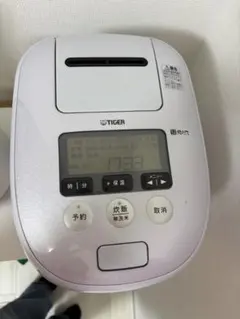 週末価格】タイガー IHジャー 3.5合炊き 2023 JPD-G060 WG - メルカリ