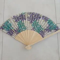 値下げしました！紫と緑の花柄 扇子