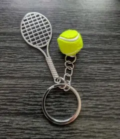 テニス　キーホルダー