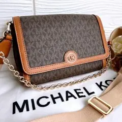 美品☆MICHAEL KORSマイケルコース チェーンカメラショルダーバッグ