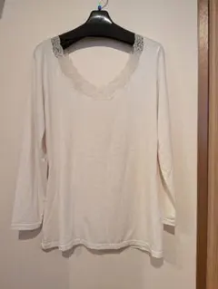 ユニクロ　ヒートテック　長袖シャツ　XL