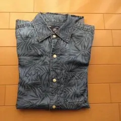 GAP　デニムブルー葉柄長袖シャツ　XS