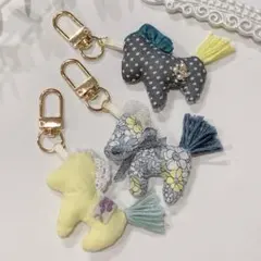 Type10 1個　ミニお馬ちゃん　チャーム　ぬいぐるみ　ダーナラホース　馬