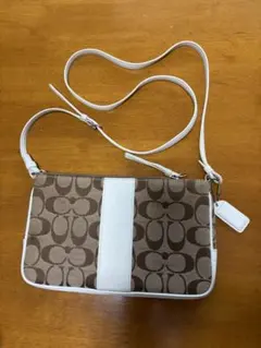 COACH ショルダーバッグ ブラウン ホワイト
