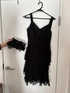 ブラックフリルキャミソールドレス