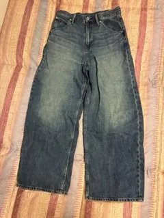 UNIQLOバギーカーブジーンズ　レディース27 丈短め