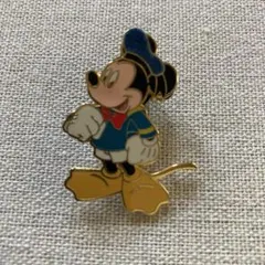 ミッキーマウス ピンバッジ
