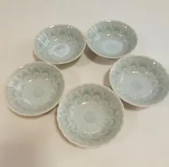 薄緑色 花模様 皿 5個セット