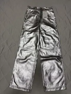 限定値下げ Vegan Leather Cow Printed Pants 36 - メルカリ