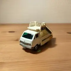 トミカ トヨタ ハイエース スロープ付き 日本航空仕様 Amazon.co.jp: トミカ トヨタ ハイエース タラップ車 日本航空