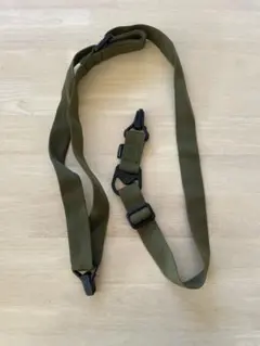 調整可能オリーブドラブストラップ