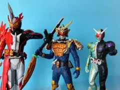 仮面ライダー食玩 セイバー 鎧武 ダブル