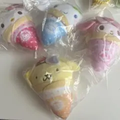 ハローキティ マイメロ シナモン ポムポムプリン クレープおくるみマスコット