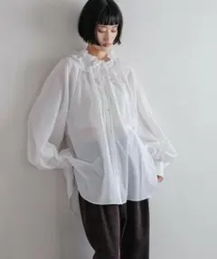 LOWRYS FARM / スタンドフリルブラウス