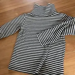 ボーダータートルネック