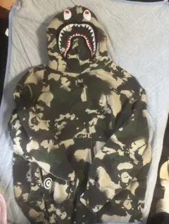 s*a様 A BATHING APE カモフラージュ シャークパーカー
