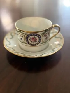 ハインリッヒ シャンボルド 蓋つきサーバー ハインリッヒ シャンボルド 蓋つきサーバー - メルカリ
