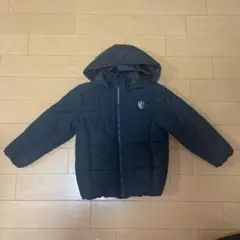 COMME CA ISM 黒 ダウンコートとポロシャツ