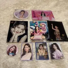 TWICE ナヨン グッズセット トレカ 缶バッジ