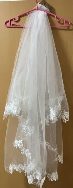 ホワイト刺繍ロングウェディングベール