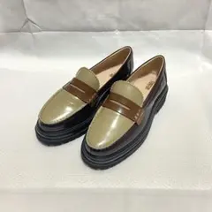 Item thumbnail for item 66ae0151-407d-4f1e-8e48-7e5baa334aba