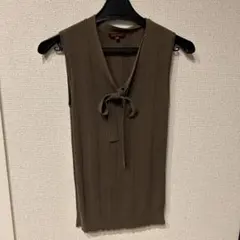 Item thumbnail for item aea1b746-1003-4f86-914a-51d55d61883f