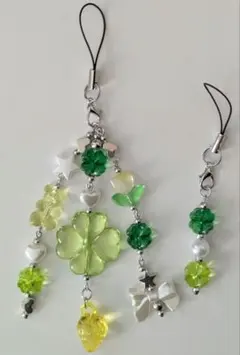 ビーズキーホルダー クローバー ウィッシュコア 黄色 リボン ハート 星