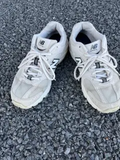 ❗️お年玉セール❗️New Balance MR530ベージュスニーカー　23.5㌢