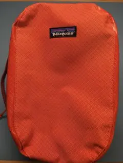 パタゴニア ブラックホール・キューブ ミディアム 6L