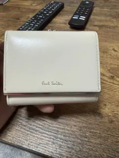 Paul Smith 三つ折り財布 がま口　ホワイト　パステルのサムネイル