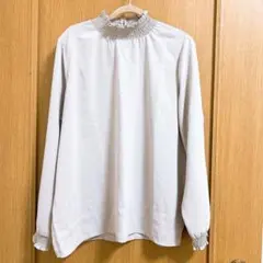 綺麗めトップス