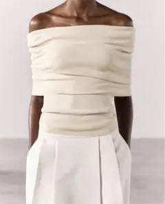 ZARA オフショルダーニットトップス M サンド