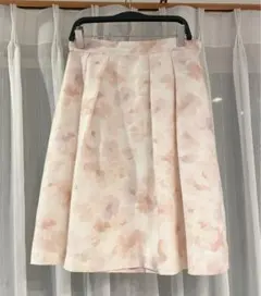 デビュードフィオレ　花柄スカート