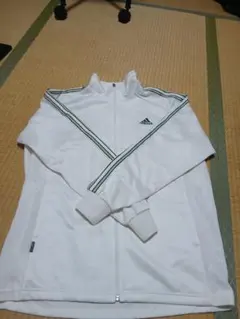 adidas トラックジャケット ホワイト