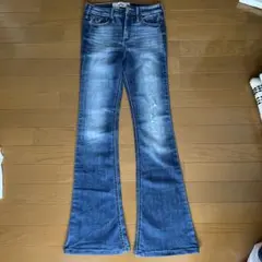Hollister フレアデニム ブーツカット ジーンズ　W25 L33のサムネイル