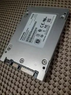 東芝256GB MLC SSD　THNSNC256GBSJですのサムネイル