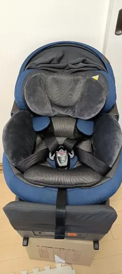 最上位モデルCombi THES ISOFIXエッグショックZB690 ザエス