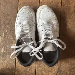 Nike JORDAN ホワイト ブラック ローカットスニーカー