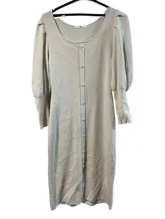 SLY フライ　フリーサイズ　ベージュ ニットワンピース 長袖 ボタン付き