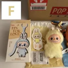 popmart pin for love