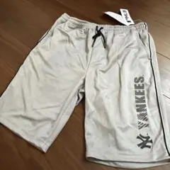 Item thumbnail for item 3dea05fe-6195-461b-a580-f43a1acb3c10