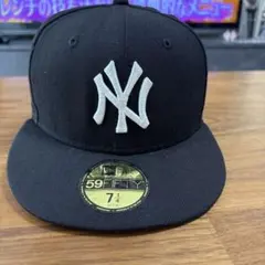 NEW ERA キャップのサムネイル