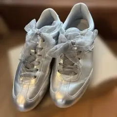 GU スニーカー　Lサイズ