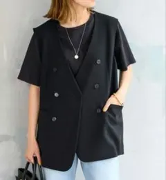 ダブルブレストノーカラーベスト　フレームワーク