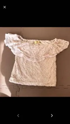 セシルマクビーのトップス