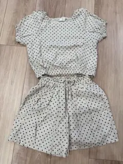 水玉模様のトップスとショートパンツセット セットアップ110cm