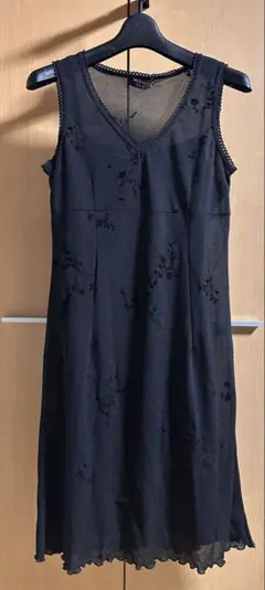 NICE CLAUP ノースリーブひざ丈ワンピース