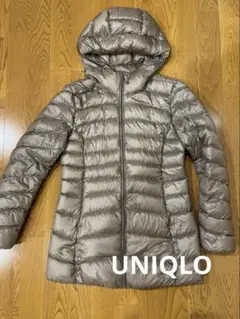 UNIQLO ウルトラライトダウン　フード付きダウンジャケット M ベージュ