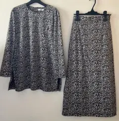 セットアップ　チュニックブラウス　ロングスカート　未使用